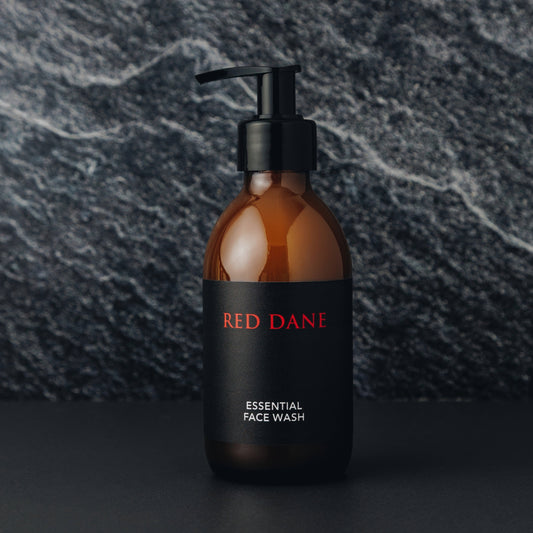 ESSENTIAL FACE WASH
